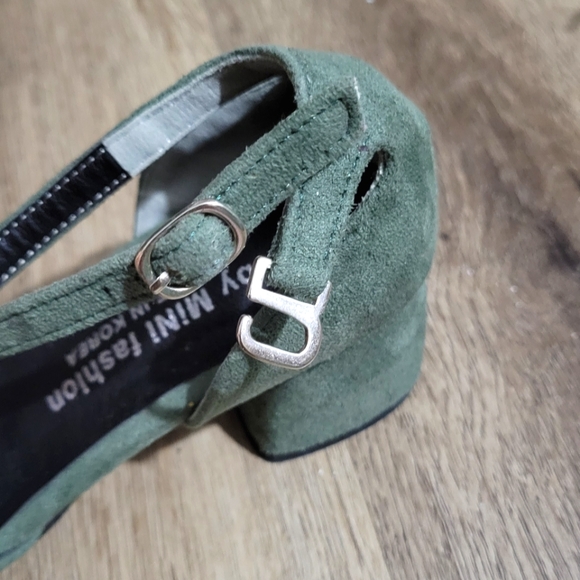 Square Toe Faux Suede Block Heels - Picture 8 of 9